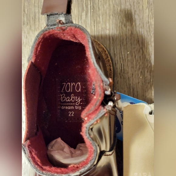 ZARA KIDS BURGUNDY PATENT LEATHER SHOE BOOT size 6 toddler - Picture 7 of 7